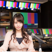 テレビ局のアナウンサー試験の内容と倍率は？どんなことが求められる？